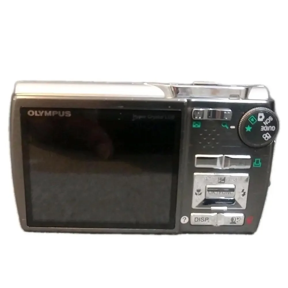 Olympus Stylus 780 u Digital Camera 7.1MP Silver 5xOptical Zoom AF Lock Silver